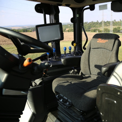 Zetor Řada 6 kabina